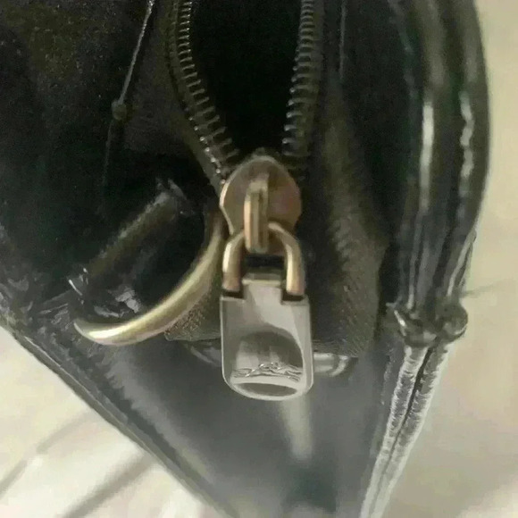 Brand new faux leather bag. Fall season  start - Picture 9 of 9